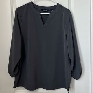 Lands’ End‎ Roll Tab Sleeve Split Neck Top Black